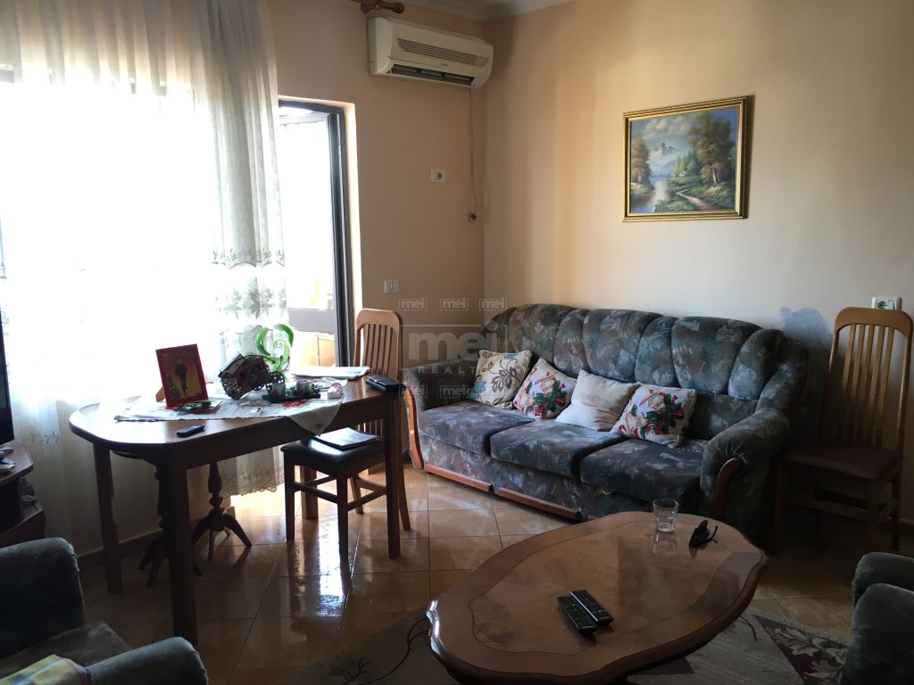 Shitet Apartament 2+1 ne Don Bosko, Rr : Albanopoli.
