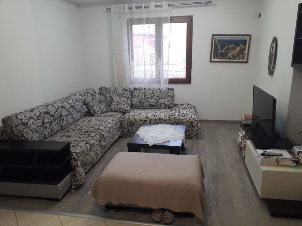 Kodra e Diellit, Shitet Apartament 2+1