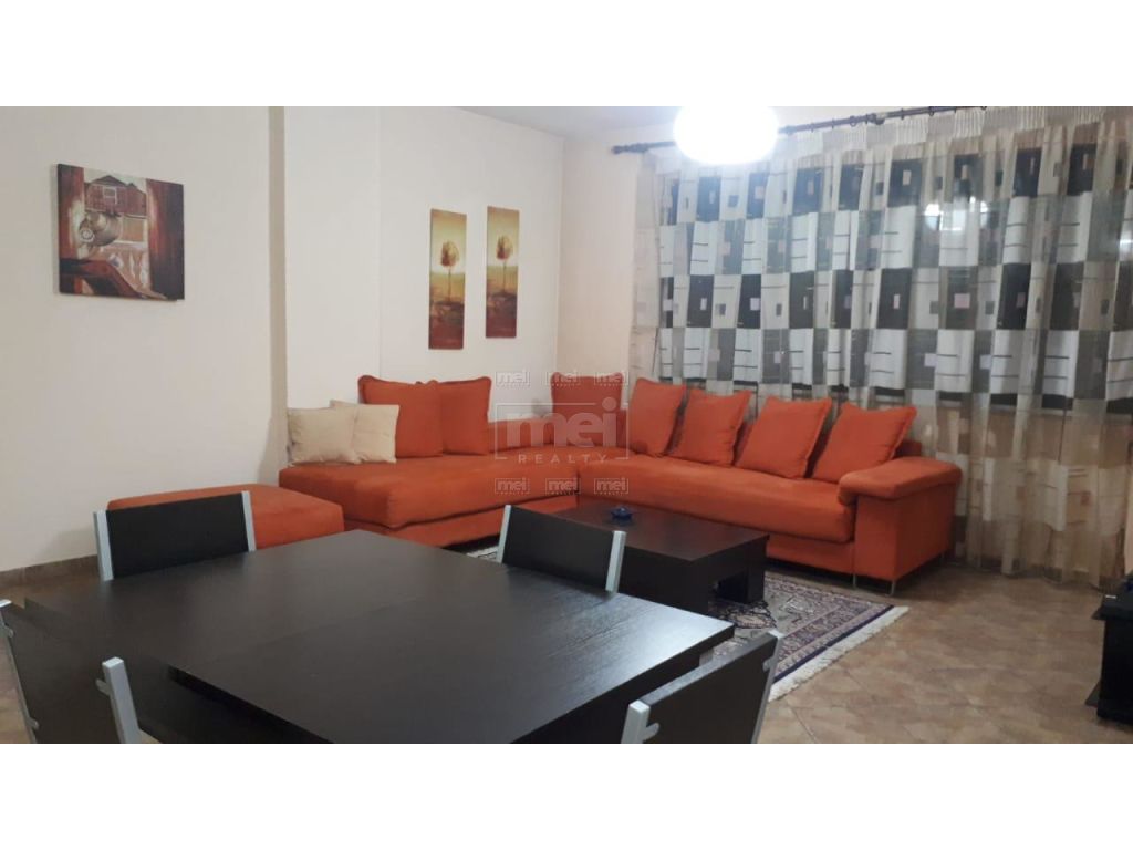 Ne Bllok Tek Rruga Sami Frasheri , Jepet me qira apartament 1+1. 0