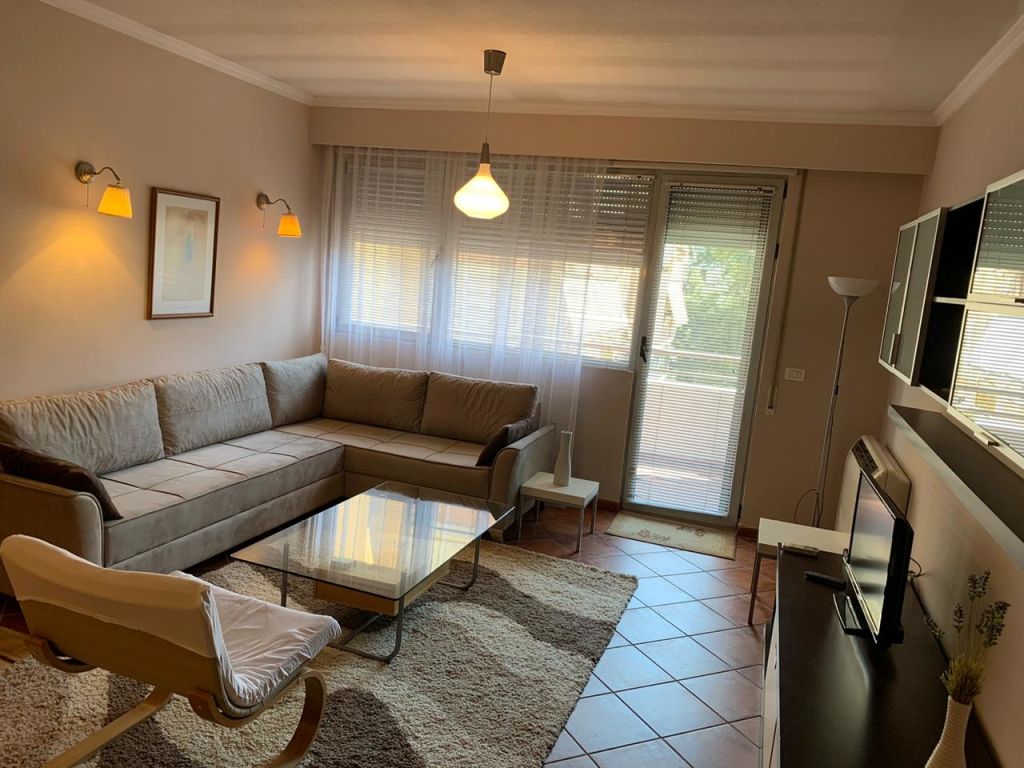 Bllok, prapa LSI, Jepet me Qira Apartament 2+1