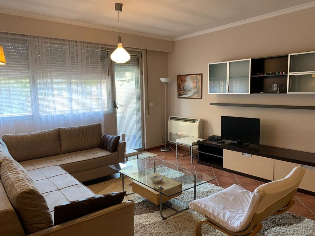 Bllok, prapa LSI, Jepet me Qira Apartament 2+1