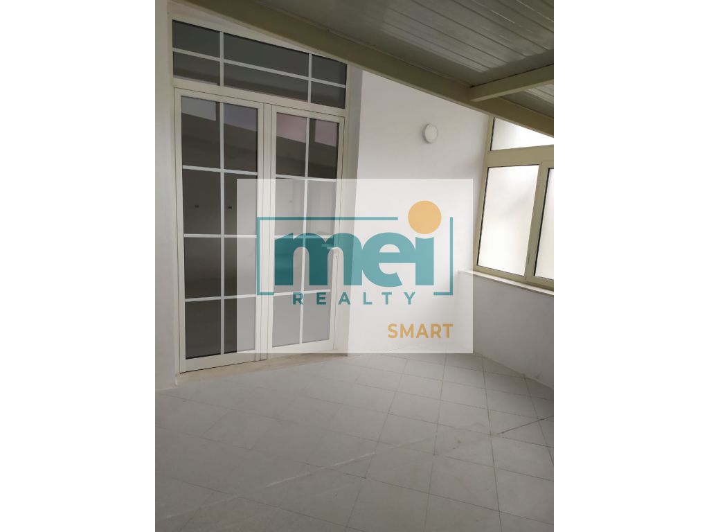 SHITET APARTAMENT 1+1+VERANDE RRUGA SKENDERBEJ