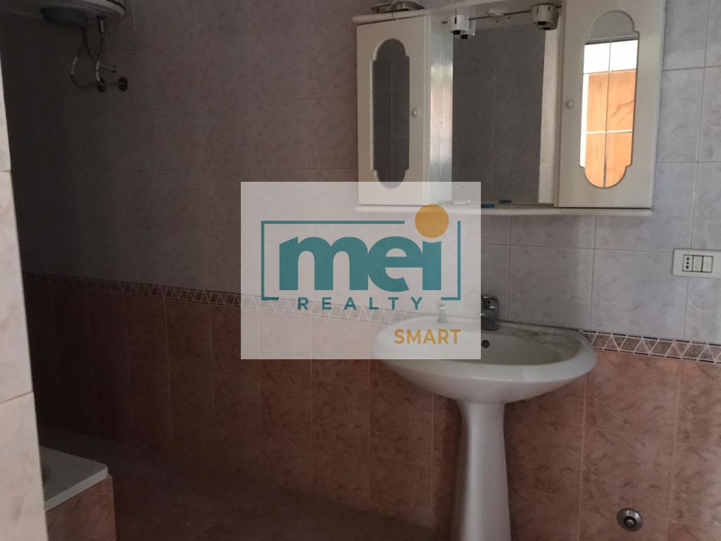SHITET APARTAMENT 3+1+2+ GARAZHD NE VOLLGA