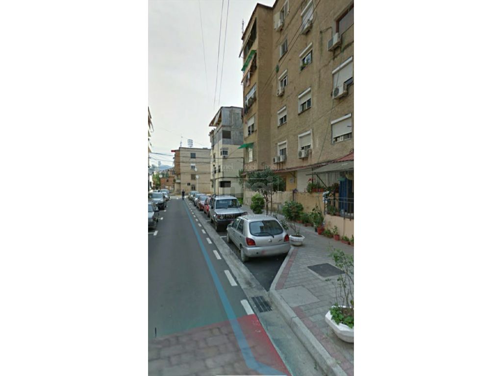 Te Rruga "Grigor Heba" Shitet Apartamenti 3+1 i Mobiluar
