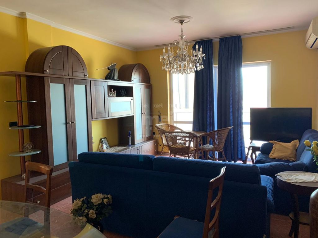 Shitet Apartament 3+1+Garazh Ne Myslym Shyri.