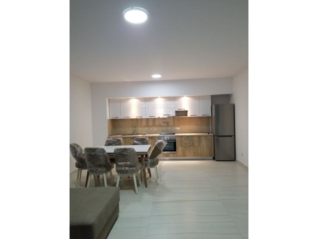 Bllok, Rrg. Perlat Rexhepi, Jepet me Qira Apartament 2+1 0