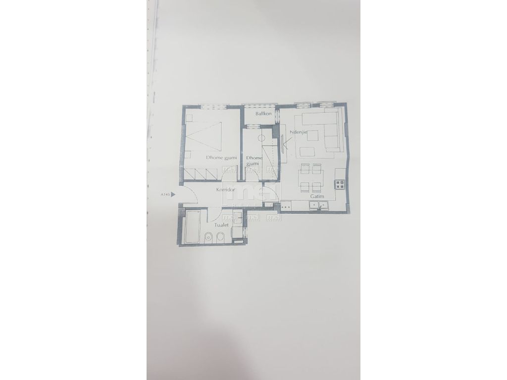 Ne Rrugen 5 Maji Shitet Apartamenti 2+1