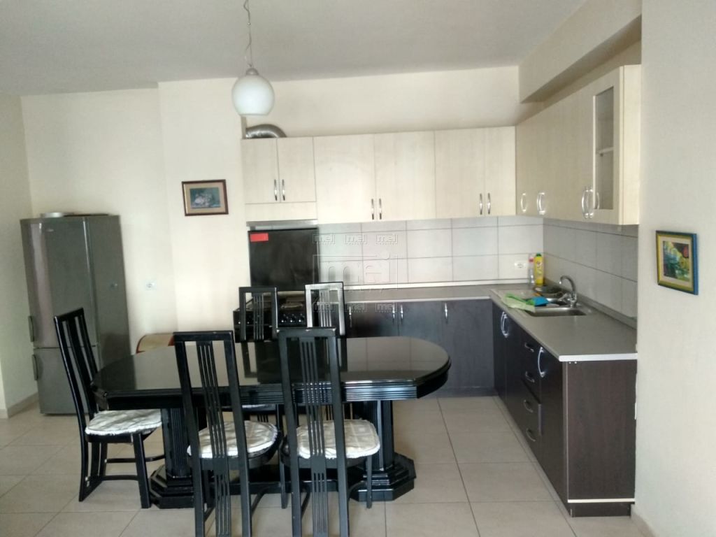 JEPET ME QIRA APARTAMENT 2+1+2 I MOBILUAR NE DON BOSKO.