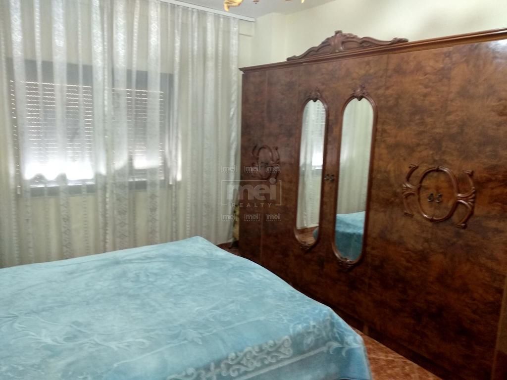 Ne Rrugen Don Bosko Shitet Apartament 2+1.