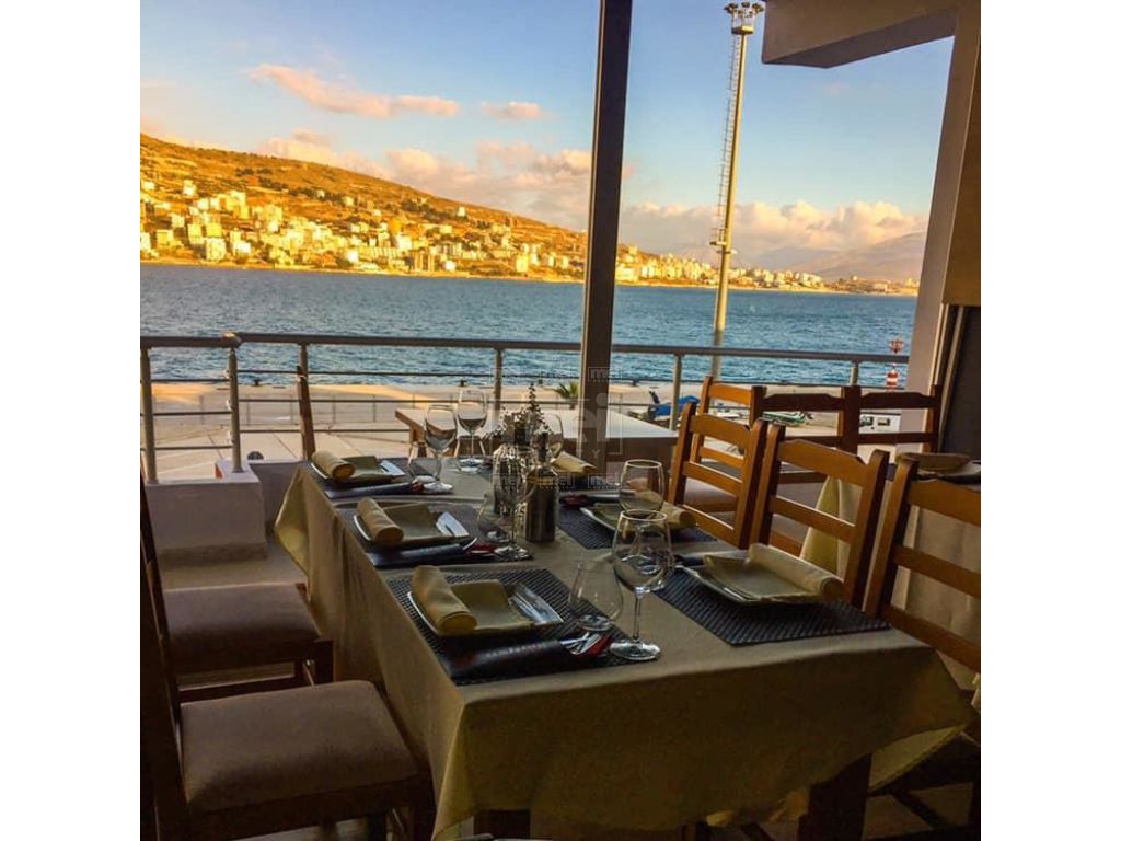 Ambjent është i pozicionuar ne Sarande