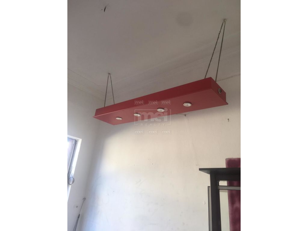 Prane Ministrise se Mjedisit, Jepet me Qira Ambient Biznesi 22 - m2.