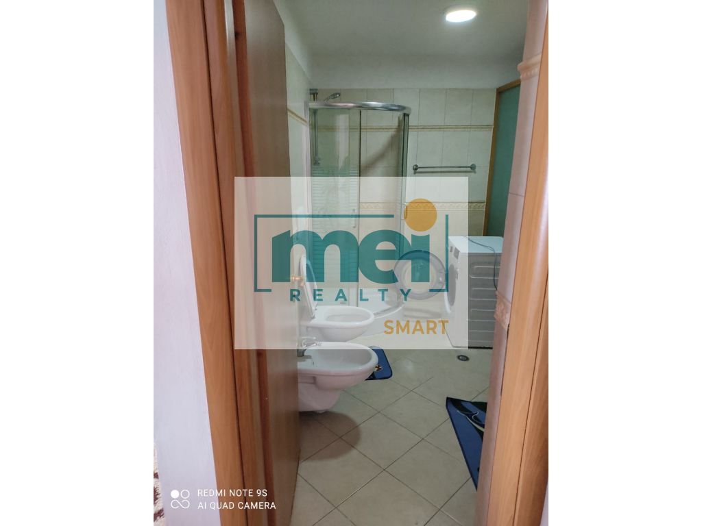 JEPET ME QIRA APARTAMENTI 3+1+2 CURRILA