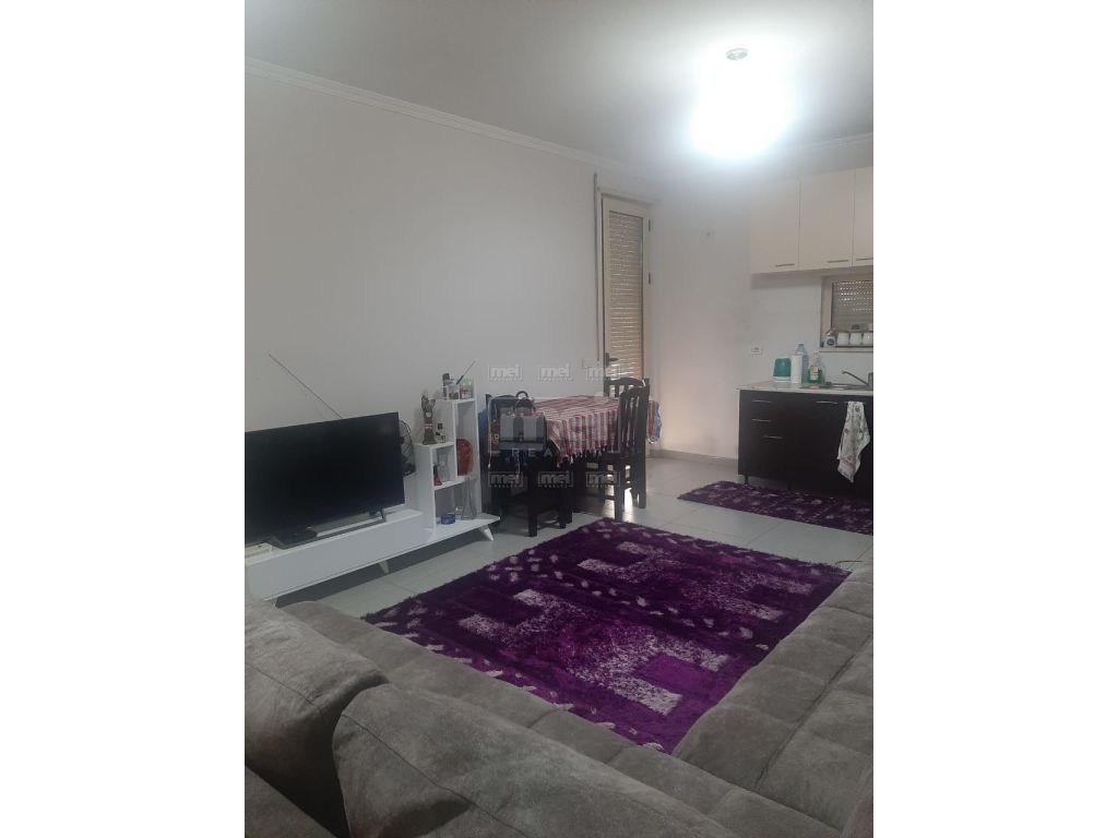 Jepet Me Qera Apartament 2+1 Prane Kristal Center
