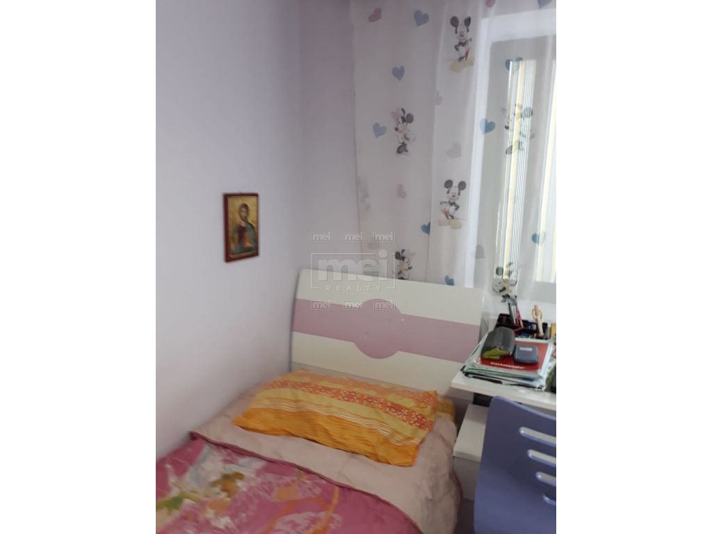 Shitet Apartament 2+1, Prane Ministrise Se Jashtme.