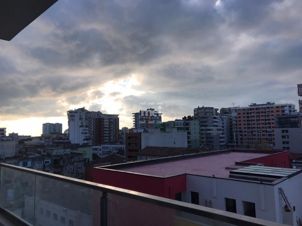 SHITET APARTAMENT I RI 3+1+2 NE RRUGEN E RE TE PORTIT