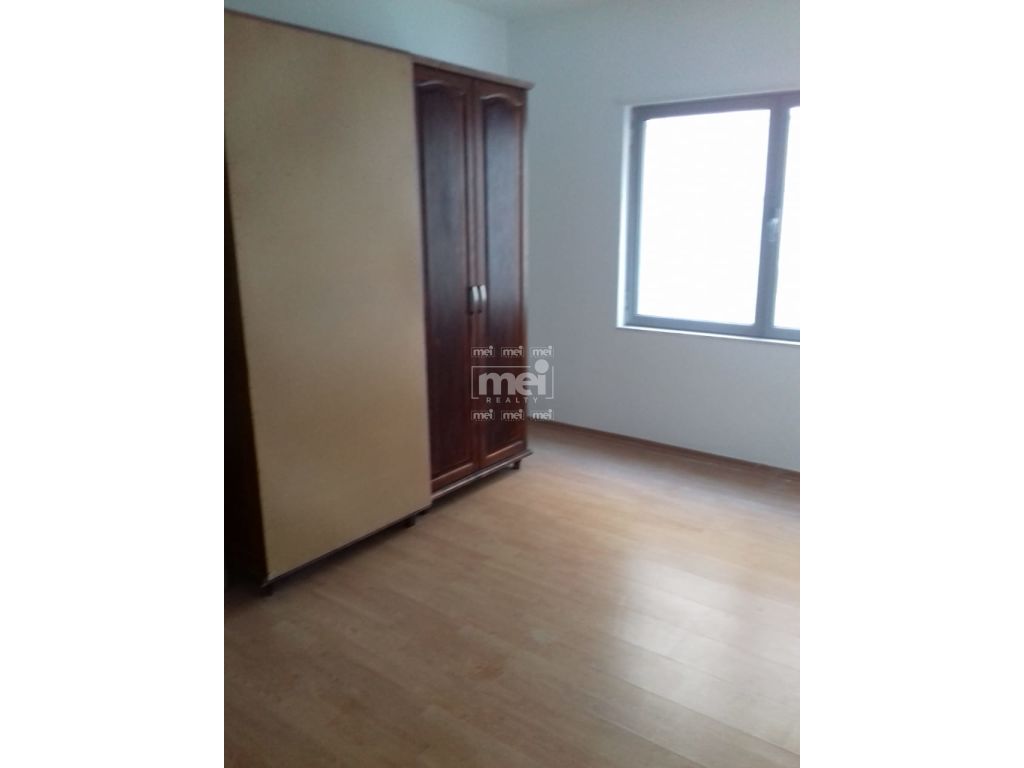 SHITET APARTAMENTI 2+1 NE QENDER TE DURRESIT