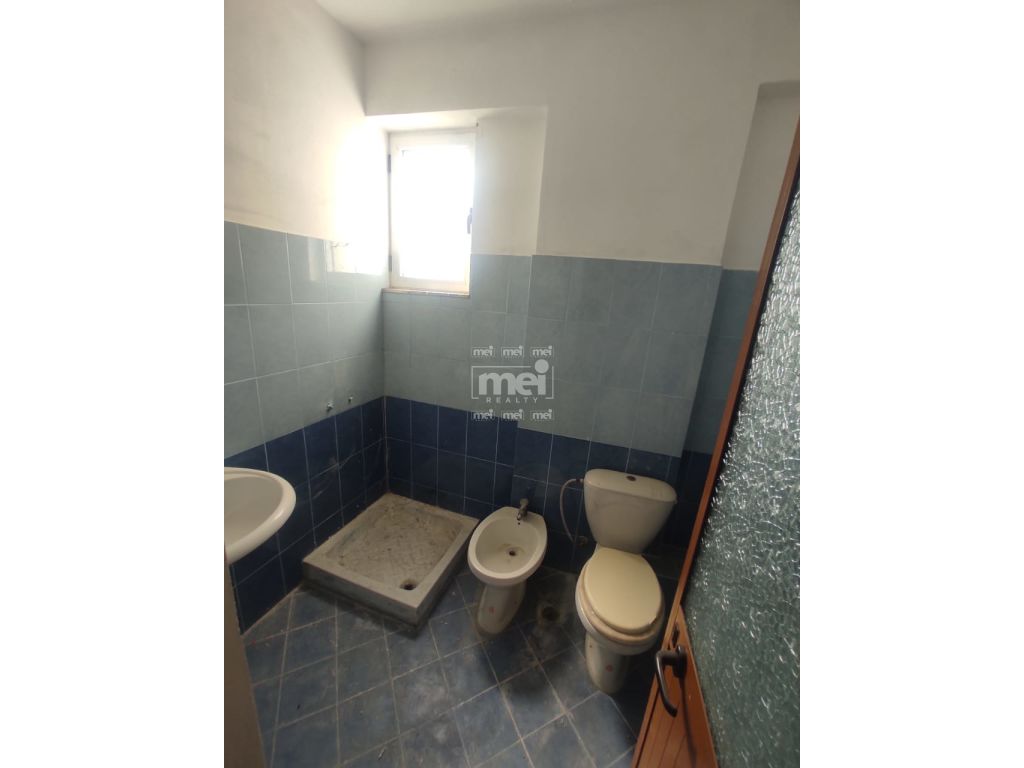SHITET APARTAMENT 1+1 NE ILIRIA, PLAZH