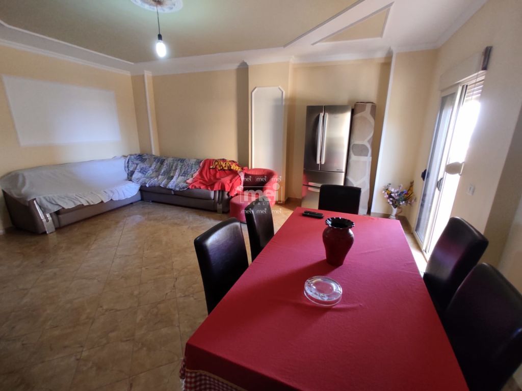 JEPET ME QIRA APARTAMENT 2+1 TEK VILA E ZOGUT