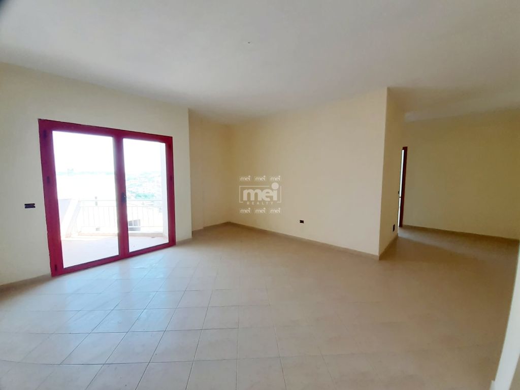 SHITET APARTAMENT 2+1 NE PLAZH