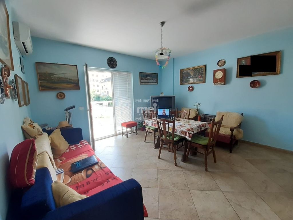 SHITET APARTAMENT 1+1 NE PLAZH