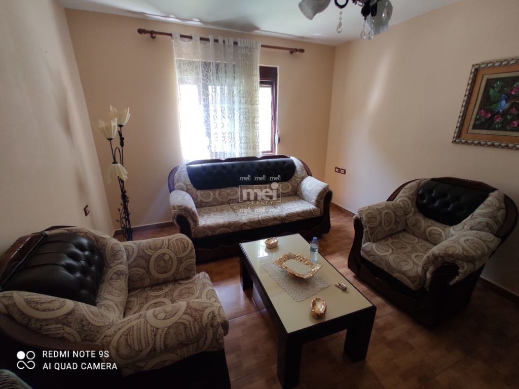 SHITET APARTAMENTI 2+1 TEK KRUQI I KUQ