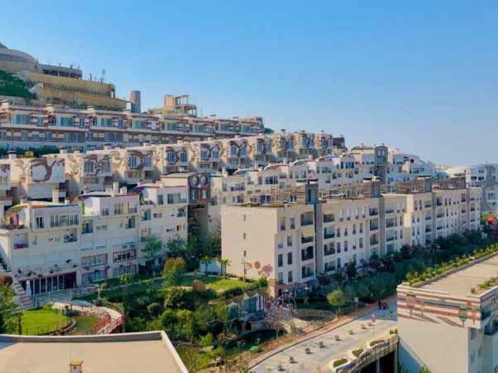 SHITET APARTAMENT 2+1+ VERANDE TEK KODRA E DIELLIT