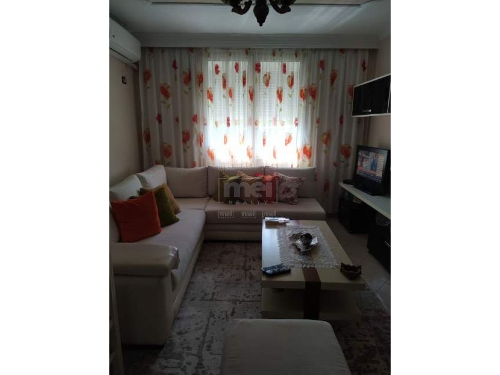 Shitet Apartament 2+1 Tek Rruga Llazi Miho