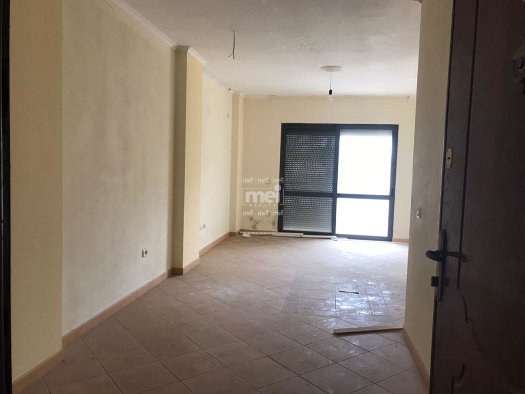 SHITET APARTAMENT 2+1+GARAZH NE GOLEM