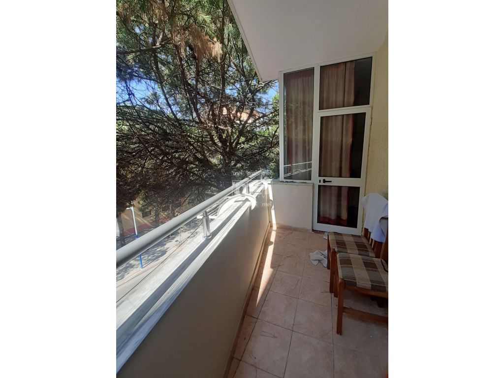 SHITET APARTAMENT 2+1 TEK MALI I ROBIT
