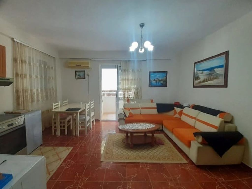 SHITET APARTAMENT 2+1 TEK MALI I ROBIT