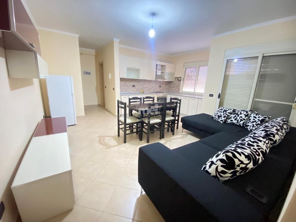 SHITET APARTAMENT 2+1+GARAZH TEK FUSHA E RERES!