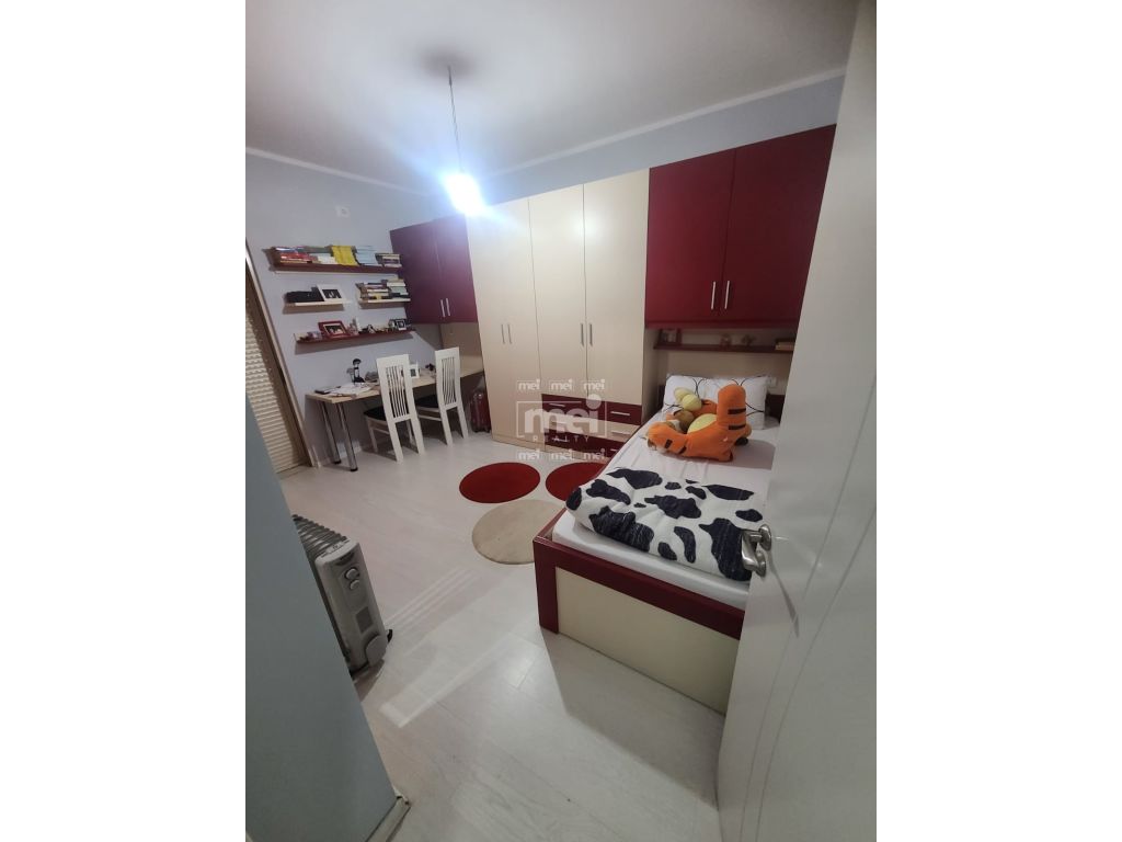 JEPET ME QIRA APARTAMENT 2+1+2 PRANE MUZEUMIT ! 1