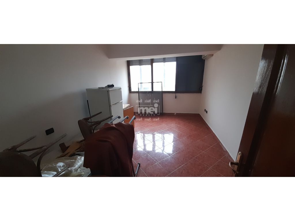 JEPET ME QIRA APARTAMENT  2+1 TEK SHESHI PRANVERA 3