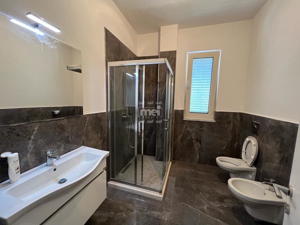 JEPET ME QIRA APARTAMENT 2+1+2 PRANE GALAKTIK CENTER! 5