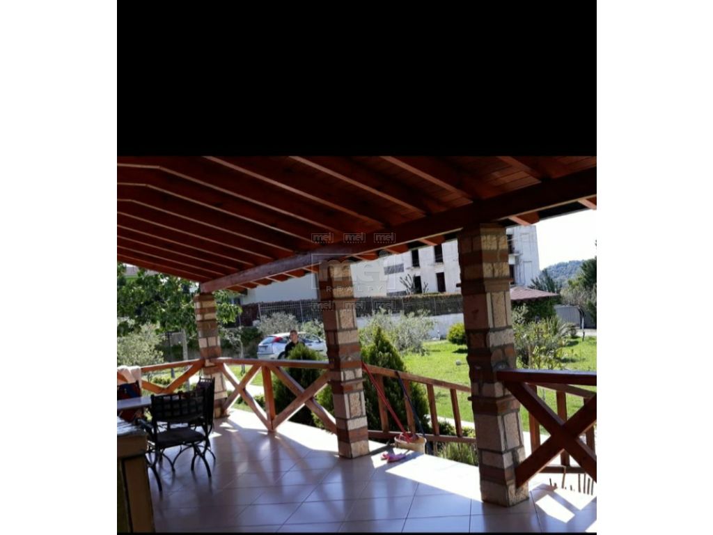 Ne Marikaj Shitet Super Vile E Mobiluar 2 Kateshe Druri