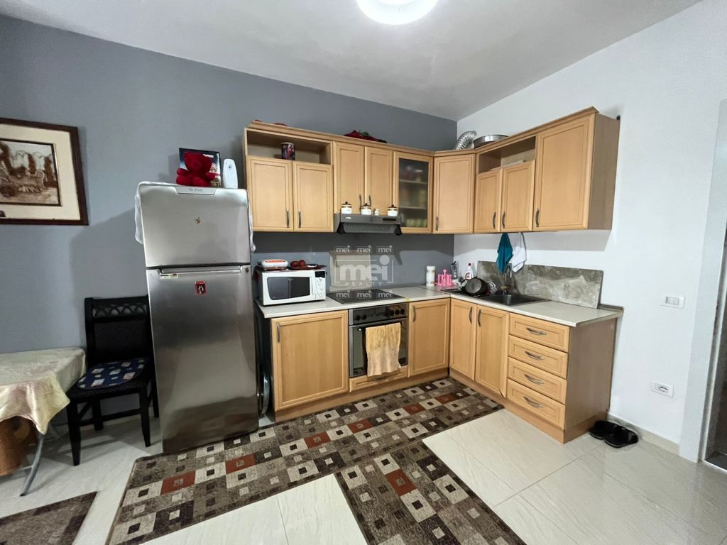 SHITET APARTAMENT 1+1 NE GOLEM