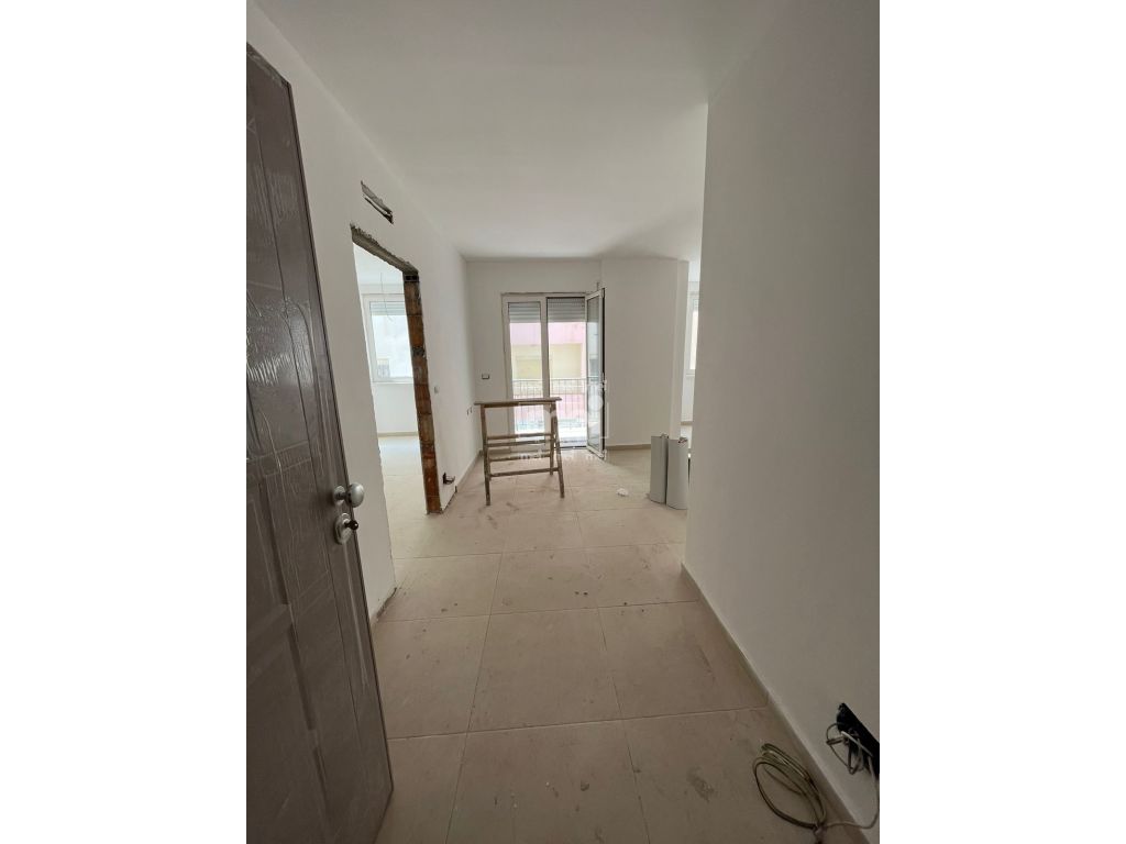 SHITET APARTAMENT 1+1 NE SHKEMB TE KAVAJES!