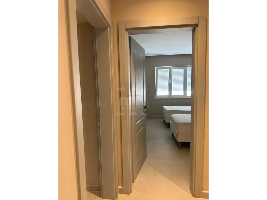 JEPET ME QERA SUPER APARTAMENT 2+1 TEK RRUGA BARDHYL!