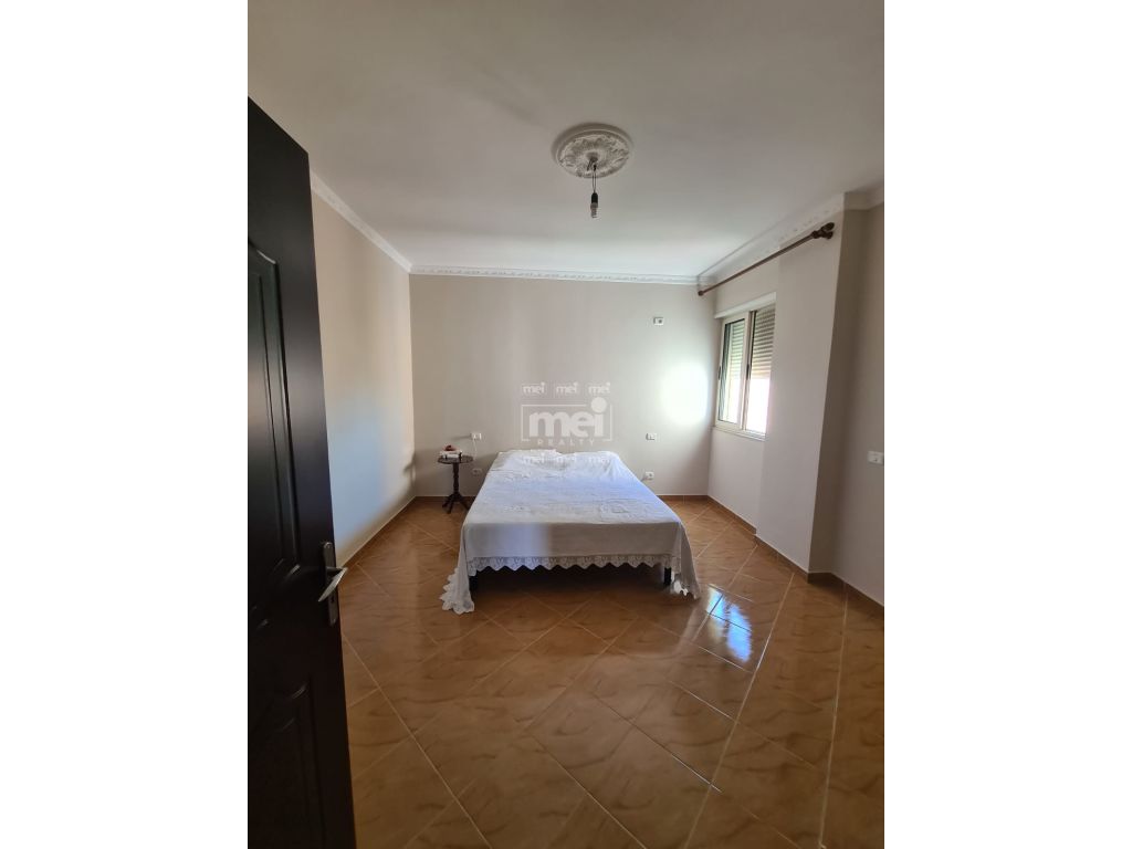 SHITET SUPER APARTAMENT  3+1+2 PRANE KAZAZIT! 8
