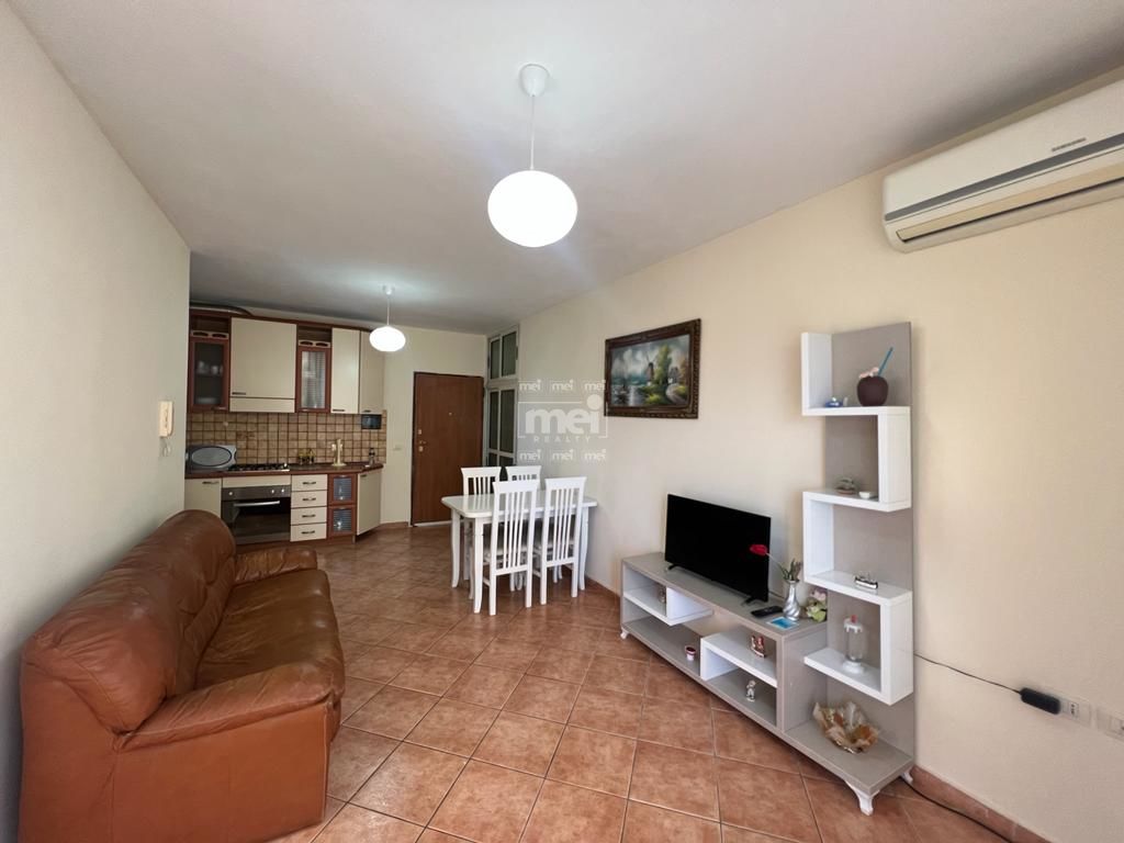 JEPET ME QIRA APARTAMENT 1+1 PRANE KOMPLEKSIT FLORIDA, PLAZH! 9