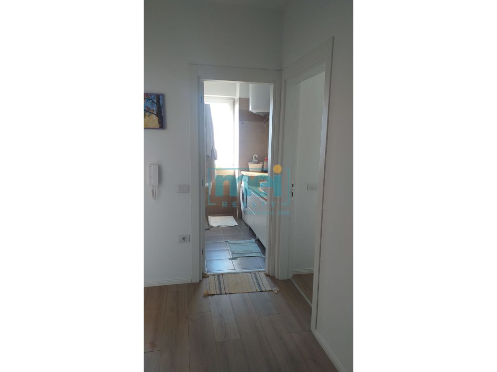 Shitet Super Apartament 1+1 ne Laprake!