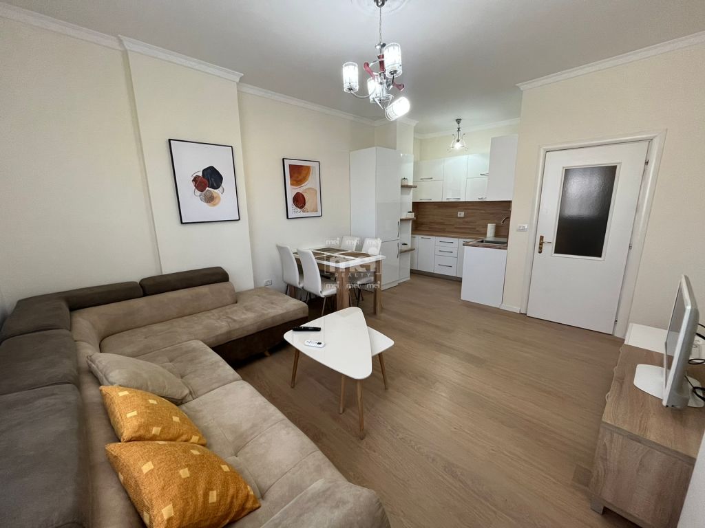 JEPET ME QIRA APARTAMENT 1+1 TEK POLIKLINIKA 7