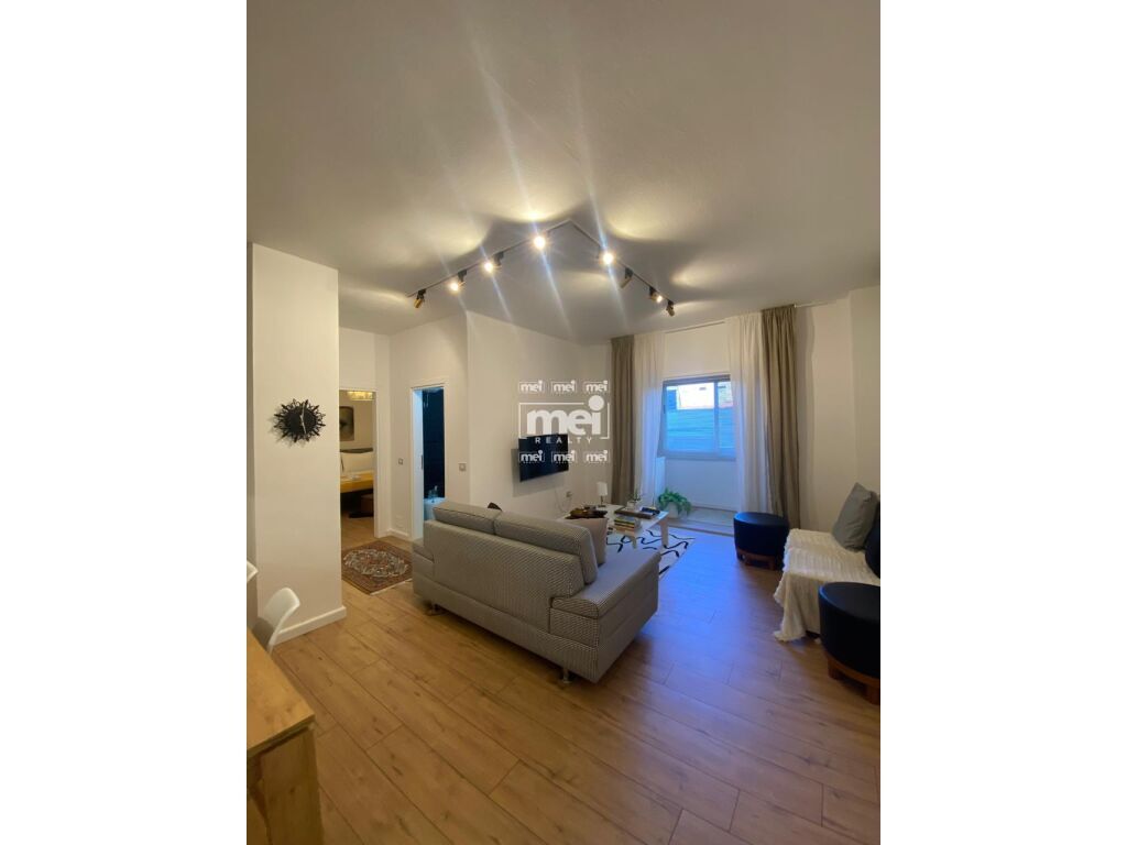 JEPET ME QIRA SUPER APARTAMENT 1+1 NE QENDER! 2