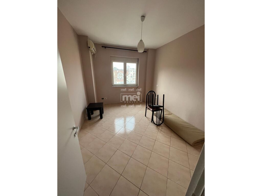 JEPET ME QIRA APARTAMENT 2+1+2 NE QENDER! 7