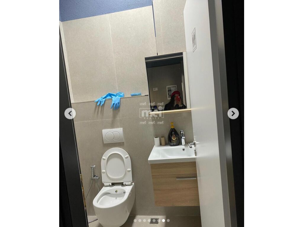 JEPET ME QIRA AMBIENT KOMERCIAL NE QENDER!
