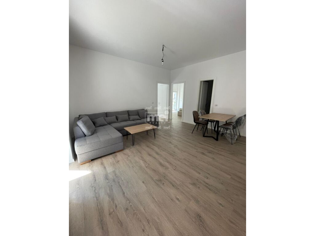 SHITET APARTAMENT 2+1 + POST PARKIMI PRANE HOTEL MAJESTIC, SHKEMBI I KAVAJES!