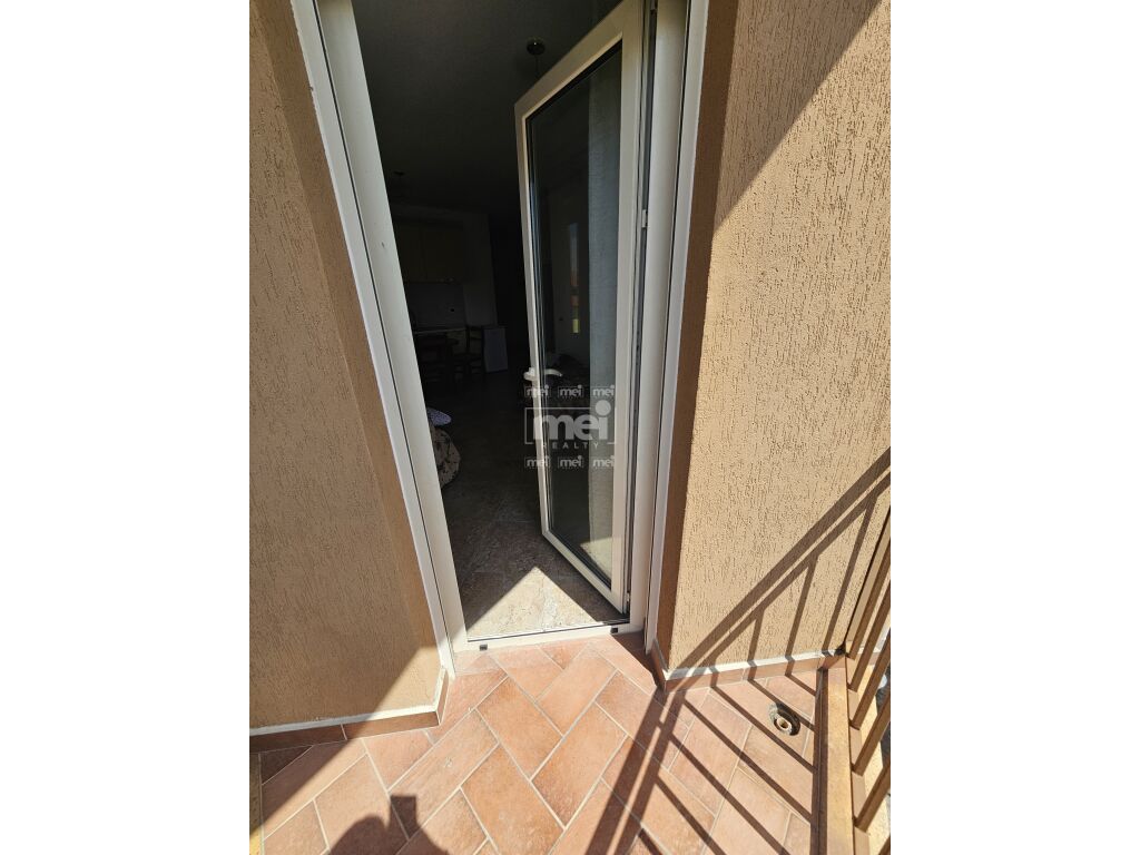 SHITET APARTAMENT 1+1 TEK RROTA E KUQE, PLAZH! 4