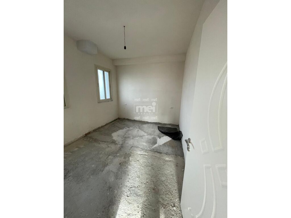 SHITET APARTAMENT 2+1 NE QERRET TE KAVAJES! 7