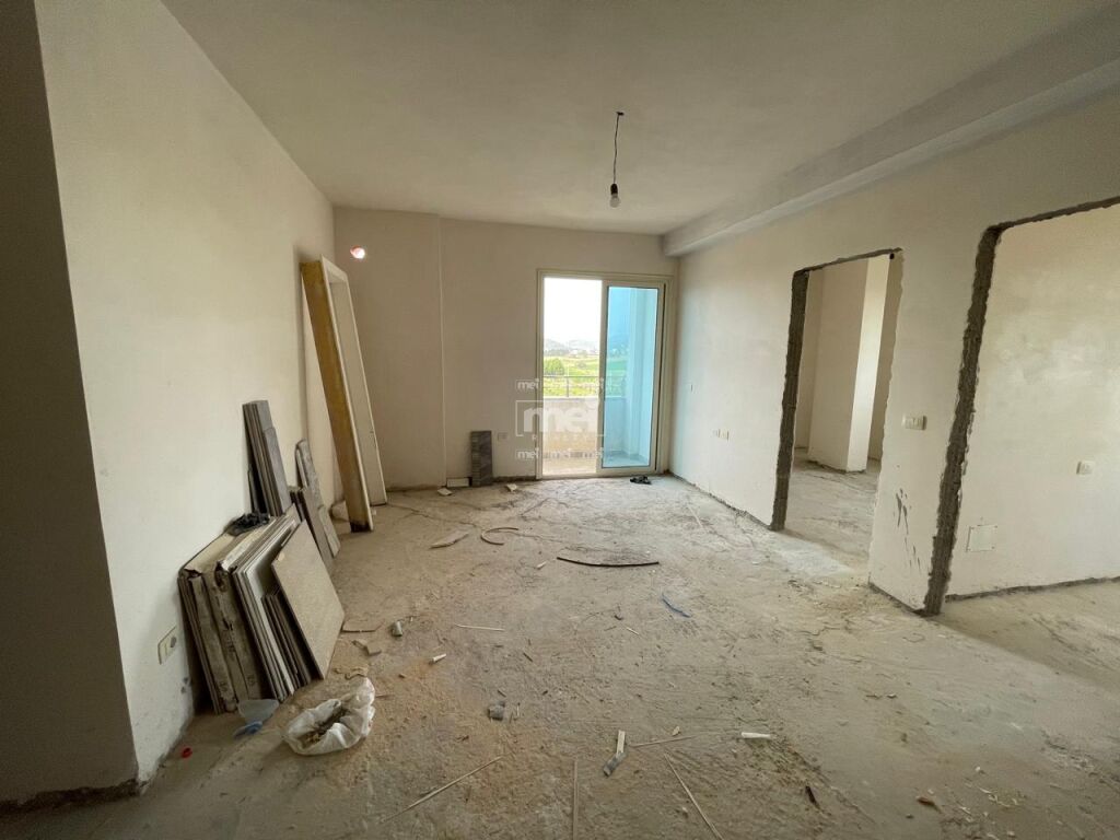 SHITET APARTAMENT 2+1 NE QERRET TE KAVAJES! 4