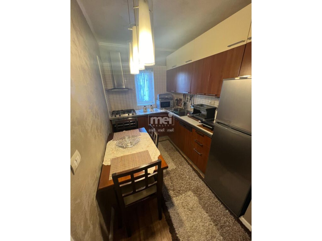 JEPET ME QIRA APARTAMENT 1+1 TEK STACIONI I TRENIT + POST PARKIMI ! 7
